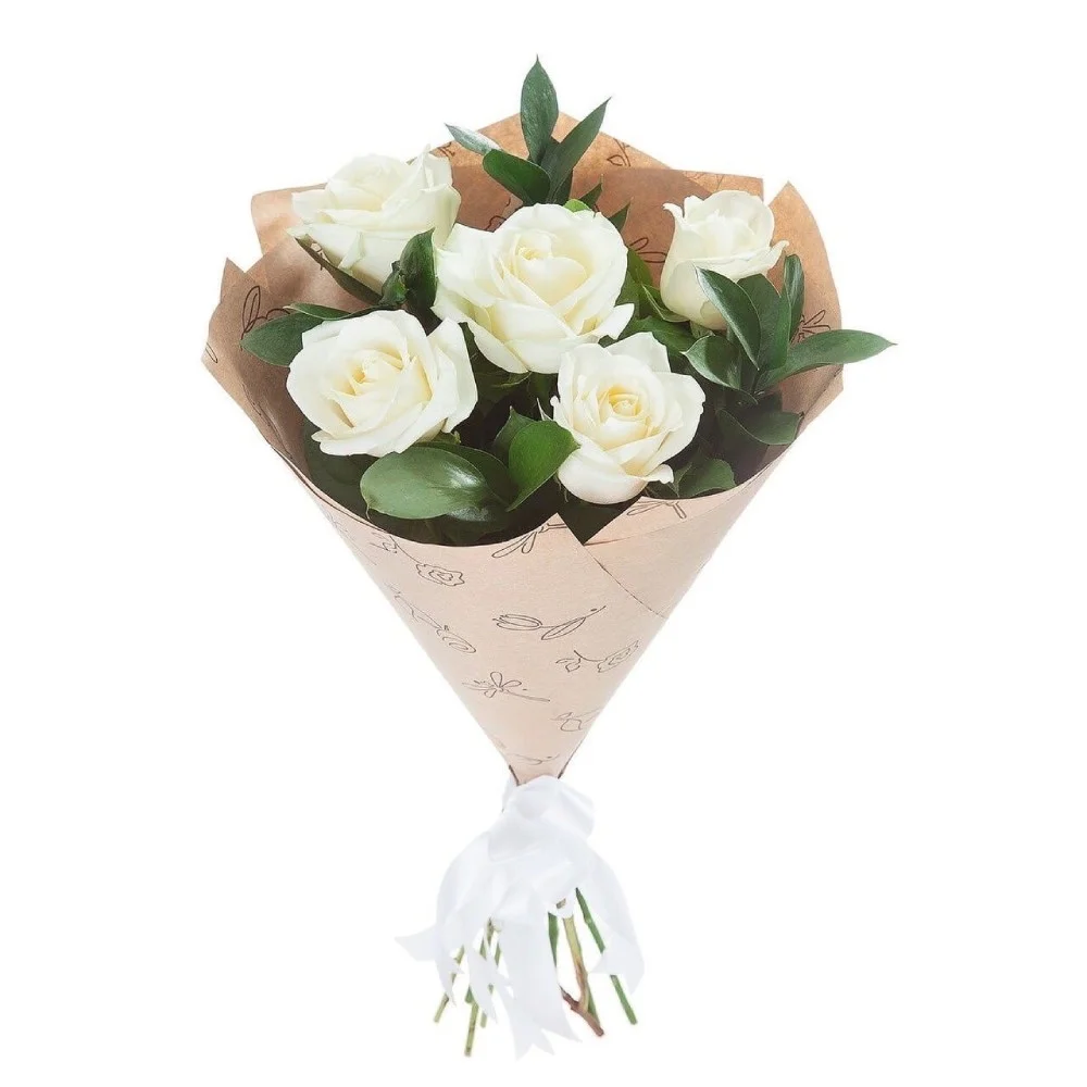 Букет из 5 роз Мондиал с рускусом